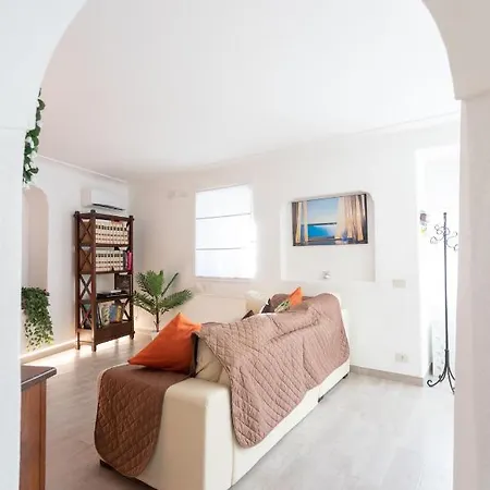 Le Finestrelle Apartment *